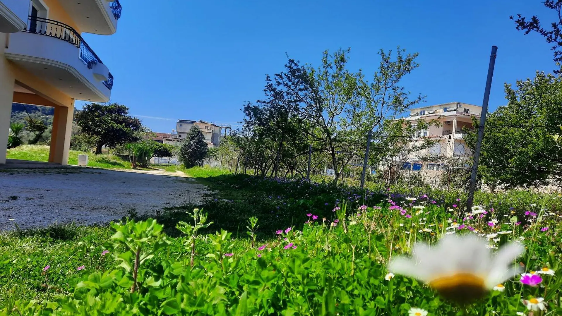 Amarildo Apartments Himarë