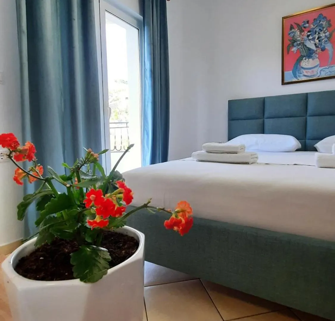 Amarildo Apartments Himarë