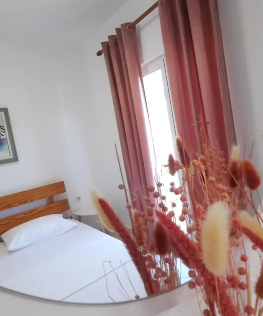 Amarildo Hotel Himare 0*,