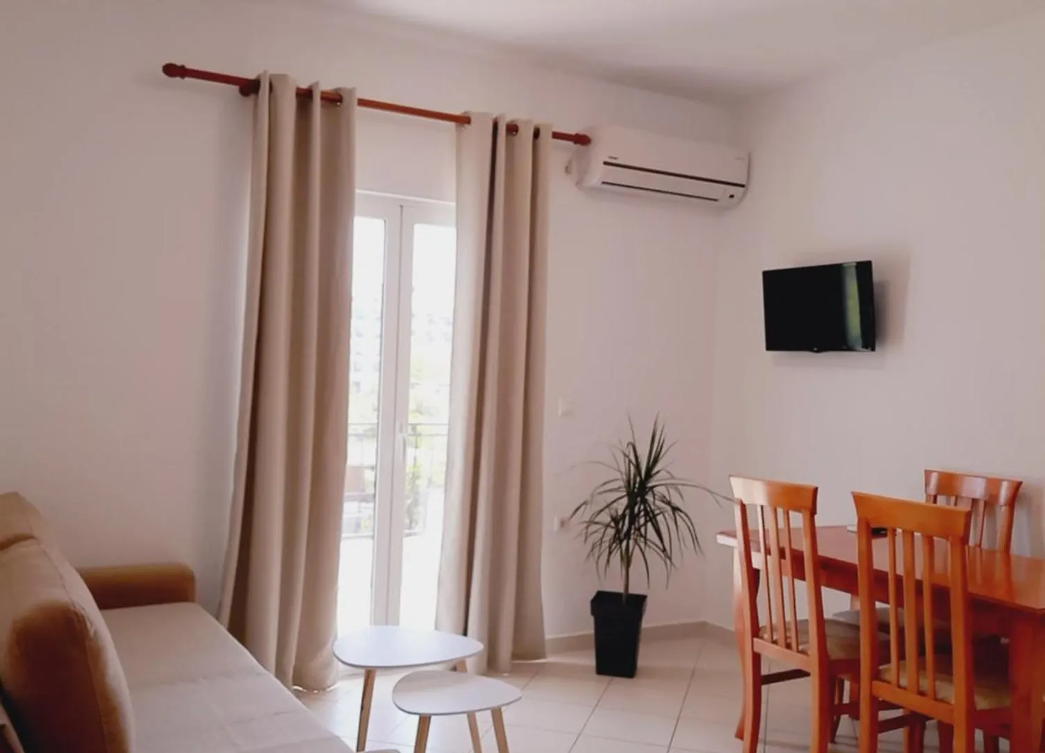 Amarildo Hotel Himare